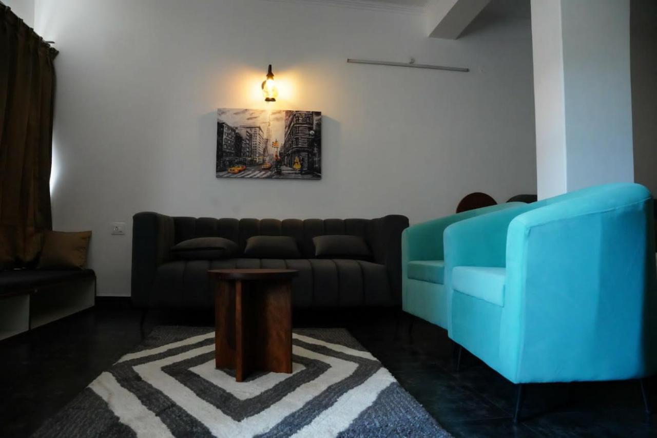 The Periwinkle Homestay Bhimtal Exterior photo