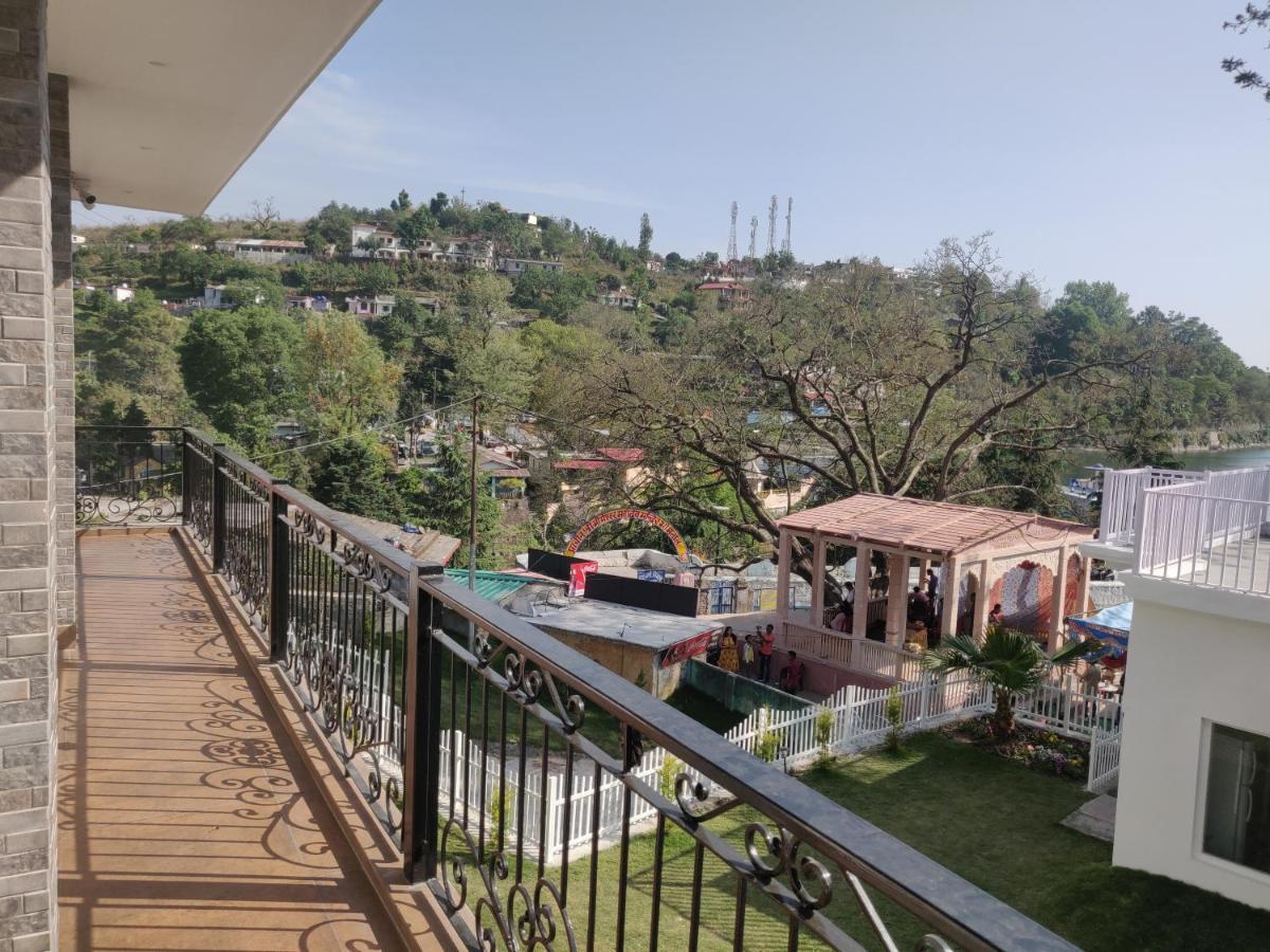 The Periwinkle Homestay Bhimtal Exterior photo