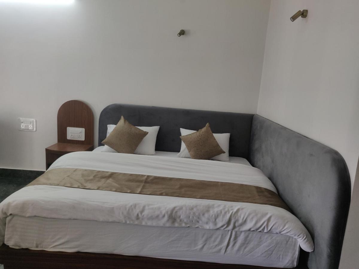 The Periwinkle Homestay Bhimtal Exterior photo