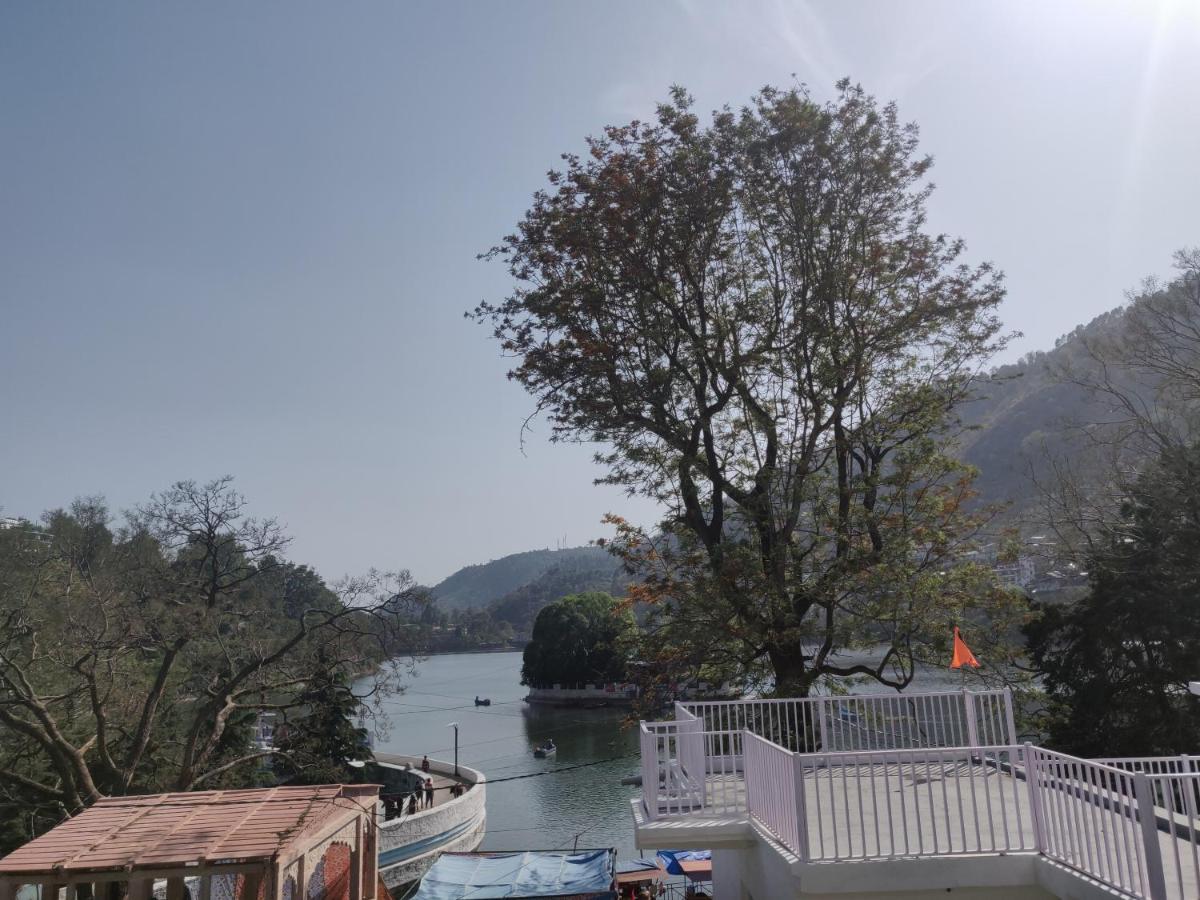 The Periwinkle Homestay Bhimtal Exterior photo