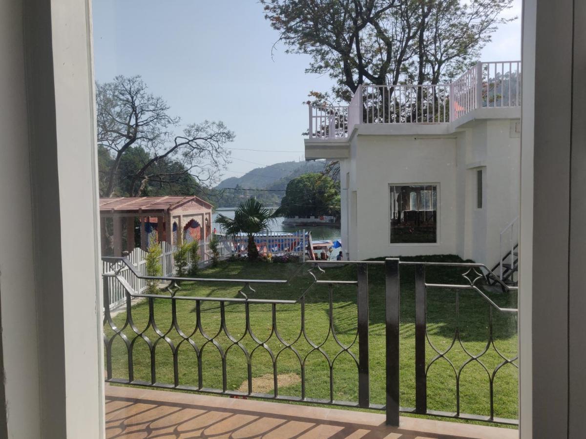 The Periwinkle Homestay Bhimtal Exterior photo