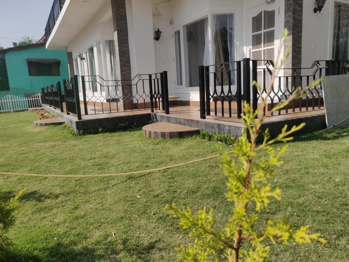 The Periwinkle Homestay Bhimtal Exterior photo