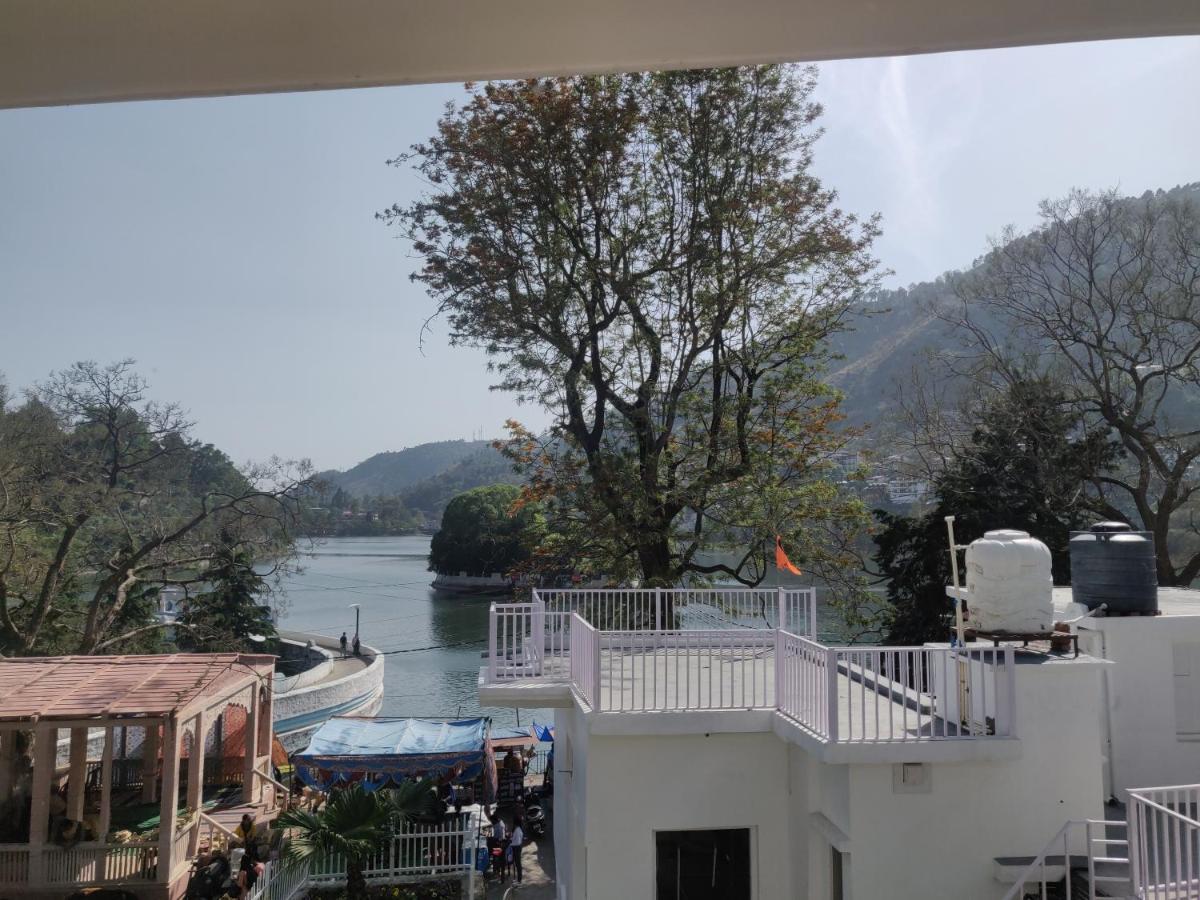 The Periwinkle Homestay Bhimtal Exterior photo