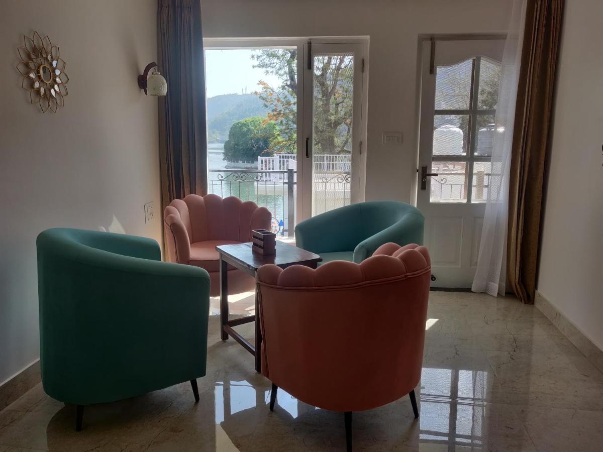 The Periwinkle Homestay Bhimtal Exterior photo