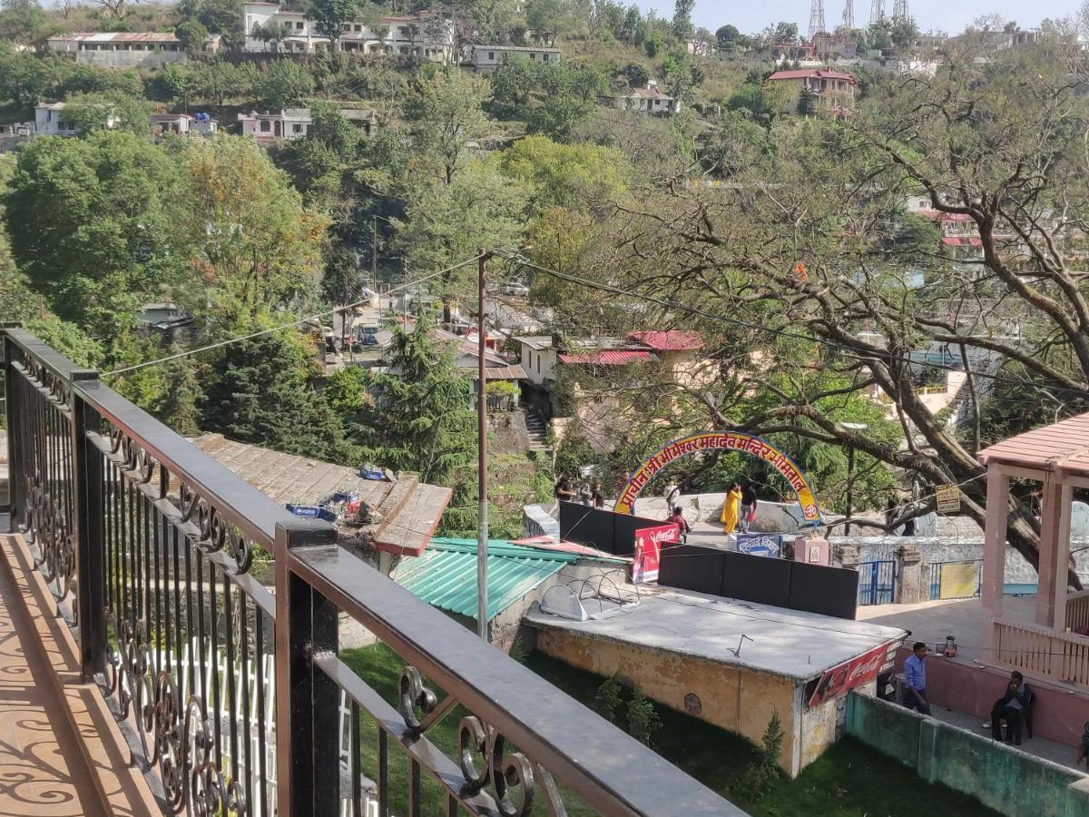 The Periwinkle Homestay Bhimtal Exterior photo