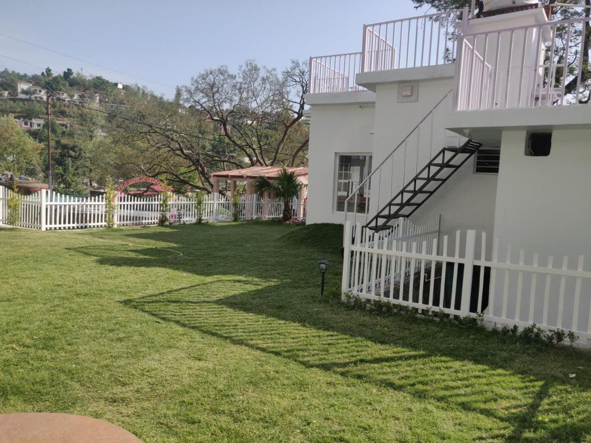 The Periwinkle Homestay Bhimtal Exterior photo